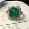 Image 3 : Enchanting Emerald Ring with Peek-a-boo Diamonds