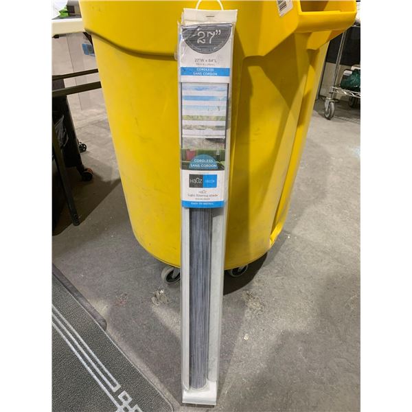 Wood Grain Grey Cordless Light Filitering Shade (27in x 84in)