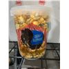 Image 1 : CASE LOT - Lucky elephant butter caramel popcorn 20x135g