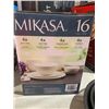 Image 3 : Huntington Mikasa 16 piece porcelain dinnerware set