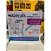 Image 1 : Waterpik water flosser
