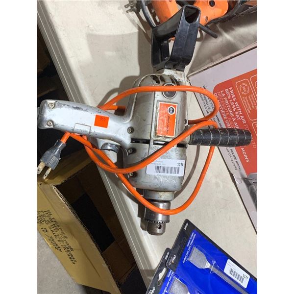 Black & Decker 1/2" reversing drill