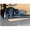 Image 2 : NAPA ultra pro 24" steel pipe wrench
