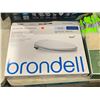 Image 1 : Brondell Non-electric bidet toilet seat