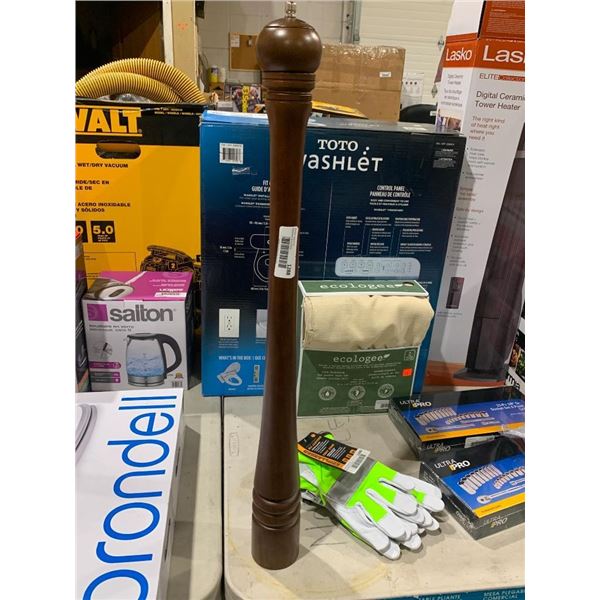 Trudeau 78 cm (31 in.) Pepper Mill