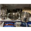 Image 2 : Lot of Assorted Cookware