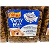 Image 2 : Friskies party mix cat treats, 3x454g