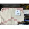 Image 1 : Novogratz by Momeni Turkish Blanket 5'3" x 7'