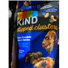 Image 2 : Kind Dipped Clusters Dark Chocolate Nuts & Berries 8 x 113g