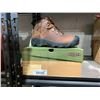 Image 1 : Keen Pyrenees Syrup Womens Hiking Boots Size 10