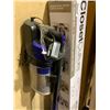 Image 4 : Shark Cordless Stick Vacuum