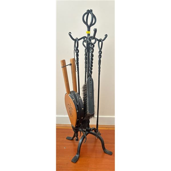 Antique Fire Place Set