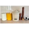 Image 1 : Assortment Of Kitchen Ware