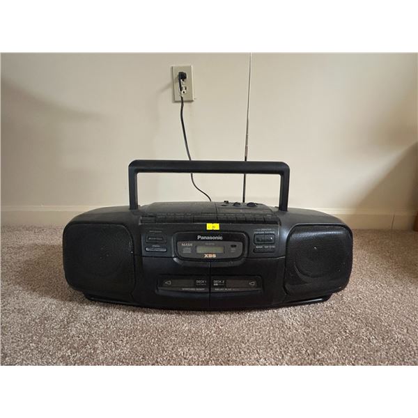 Panasonic XBS Cassette Player And Radio MO:RX-DT30 (Tested And Works)