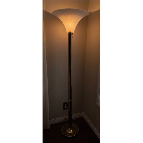 One Setting Vintage Brass Standing Land 67H