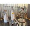 Image 1 : Assorted Porcelain & Ceramic Figurines