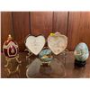 Image 2 : Faberge Style Egg Jewelry Box, Giant Heart Locket & More Decorative Eggs