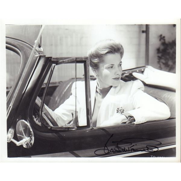 Joan Fontaine signed vintage photo