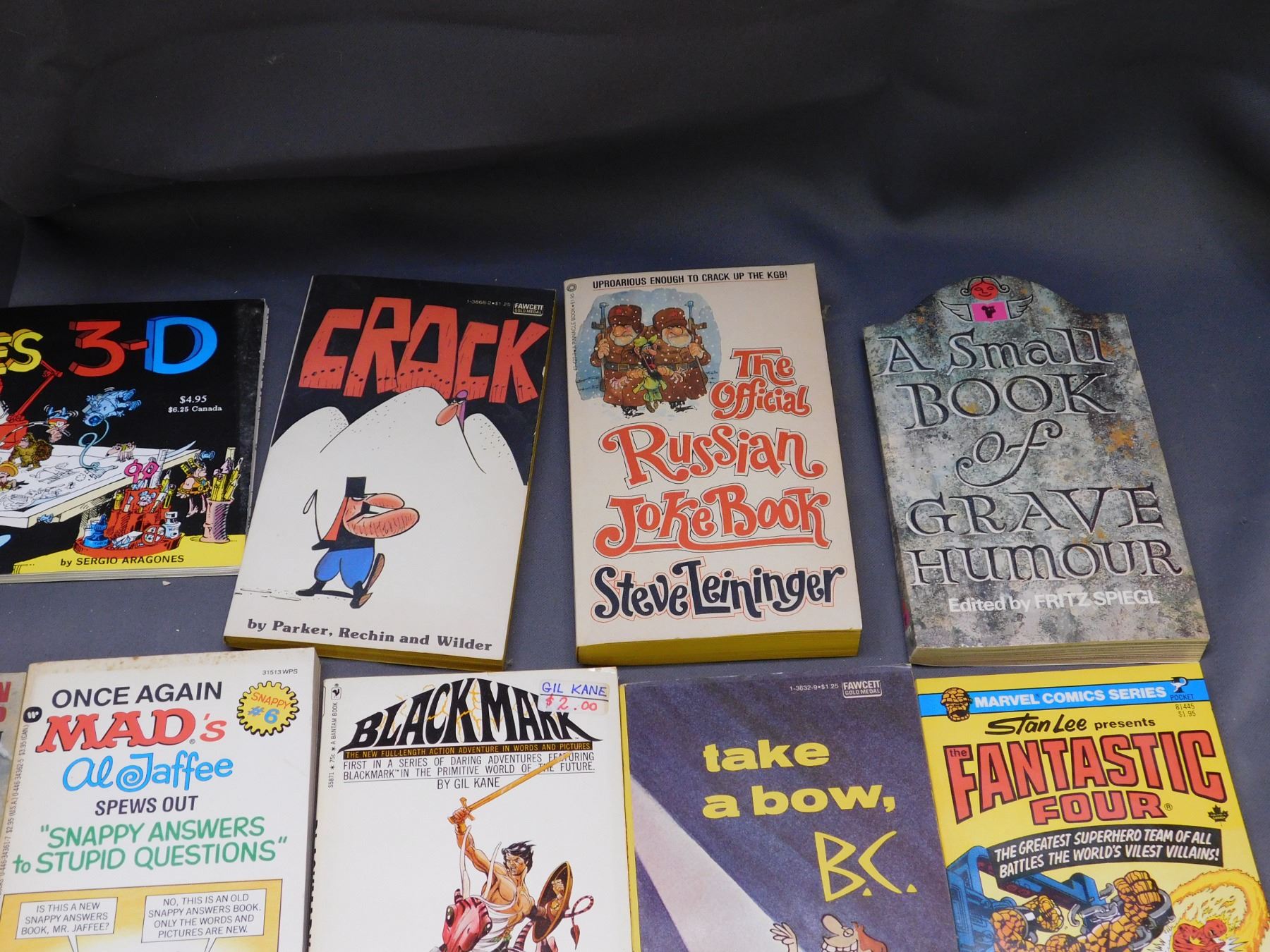 Lot of Digest Comic Pocket Books The New Titans, Joke Books, MAD, Fantastic Four, DC Digest