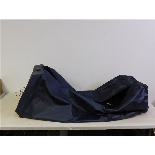 Large Plastic Garment Bag 3Hangers Multiple Interior Slots