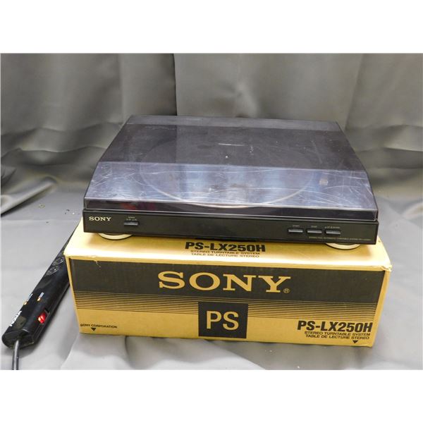 SONY PSLX250H Stereo Turntable System