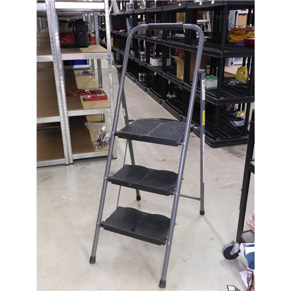 Cosco 3Tier Step Ladder