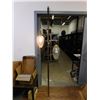 Image 5 : MCM Pole Lamp with 2 Lights Glass Hollywood Regency Tri-Light