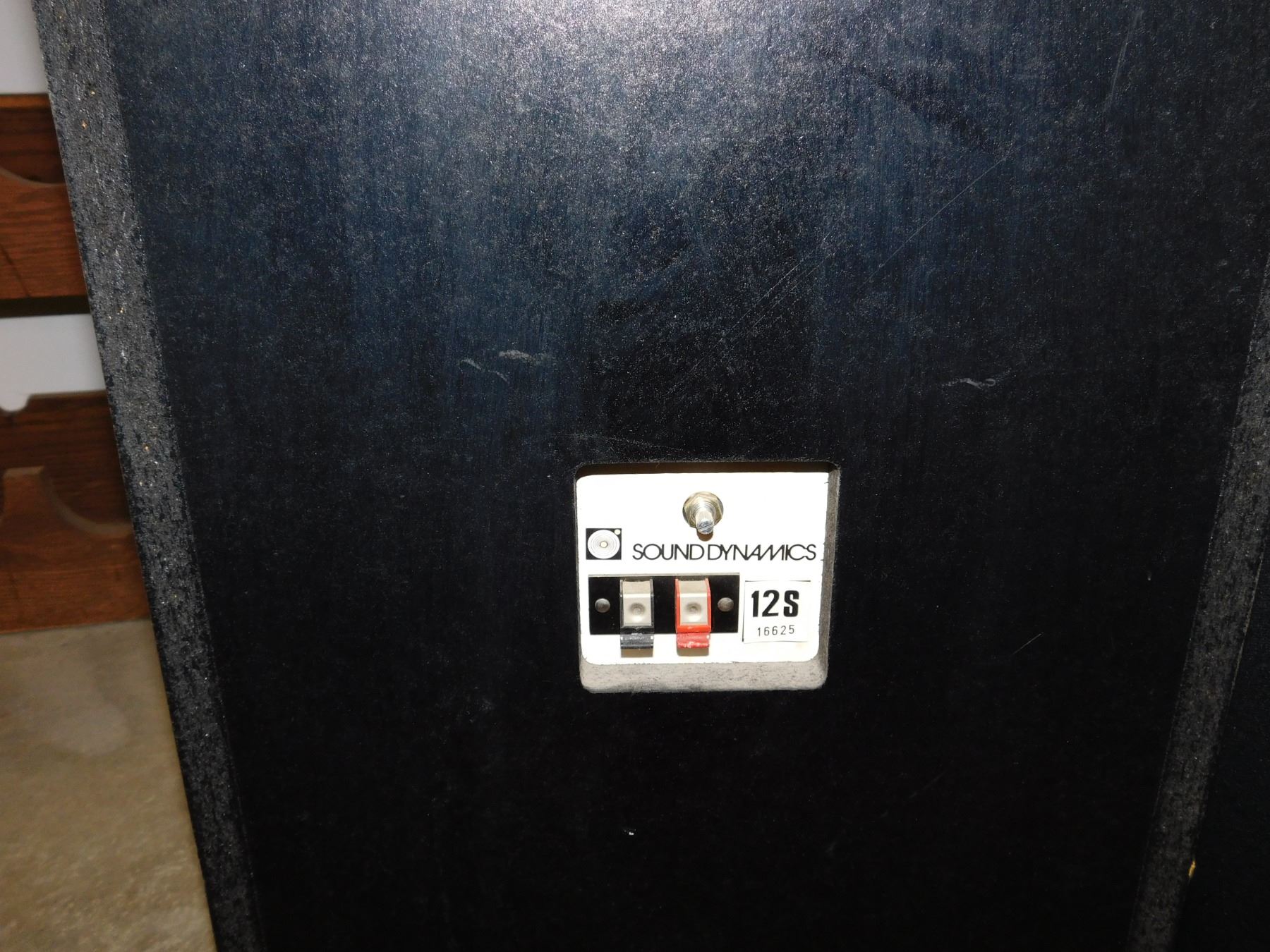 Pair of Sound Dynamics Made in Canada Floor Speakers