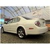 Image 25 : A10 --  2003 NISSAN MAXIMA GLE , White, 257955 KM