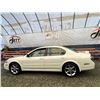 Image 29 : A10 --  2003 NISSAN MAXIMA GLE , White, 257955 KM