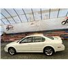 Image 30 : A10 --  2003 NISSAN MAXIMA GLE , White, 257955 KM