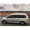 Image 31 : A12C --  2006 HONDA ODYSSEY , Silver, 374331 KM
