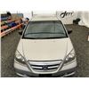 Image 9 : A12C --  2006 HONDA ODYSSEY , Silver, 374331 KM