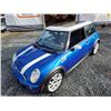 Image 5 : B3 --  2006 MINI COOPER S, Blue, 196474 KM