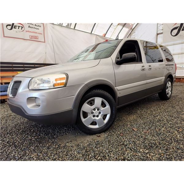 C1 --  2009 PONTIAC MONTANA SV6, Silver, 174166 KM