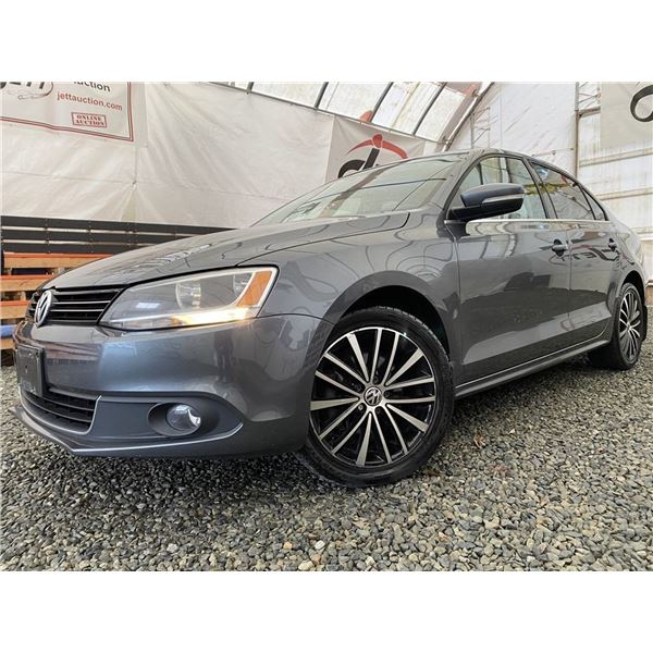 C6D --  2014 VW JETTA SEL, Black, 137955 KM