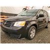 Image 6 : D1 --  2008 DODGE GRAND CARAVAN SE, Black, 158196 KM