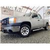 Image 1 : G6 --  2010 GMC SIERRA 1500 EXT CAB, Grey, 282895 KM