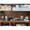 Image 2 : Wood Box With New Glass Ornaments, Octopus, Fish + More