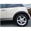 Image 27 : A8 --  2004 MINI COOPER , White, 212,213 KM