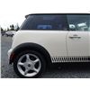 Image 39 : A8 --  2004 MINI COOPER , White, 212,213 KM