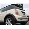 Image 44 : A8 --  2004 MINI COOPER , White, 212,213 KM