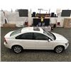 Image 13 : A12 --  2005 VOLVO S40 24I, White, 223947 KM
