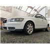 Image 2 : A12 --  2005 VOLVO S40 24I, White, 223947 KM