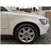 Image 31 : A12 --  2005 VOLVO S40 24I, White, 223947 KM