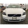 Image 6 : A12 --  2005 VOLVO S40 24I, White, 223947 KM