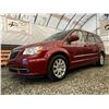 Image 2 : D2 --  2015 CHRYSLER TOWN AND COUNTRY TOURING , Red, 213666 KM