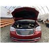 Image 50 : D2 --  2015 CHRYSLER TOWN AND COUNTRY TOURING , Red, 213666 KM