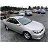 Image 13 : B2 --  2006 TOYOTA CAMRY LE, Silver, 211280 KM