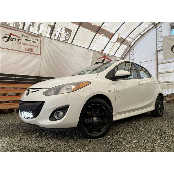 A11 --  2011 MAZDA 2 , White, 227610 KM